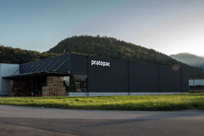 Außenansicht des Firmengeäudes von pratopac GmbH in Klaus
