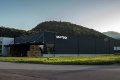 Firmengebäude pratopac Produktion von außen