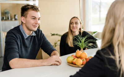 Gespräch Verkaufsinnendienst bei pratopac